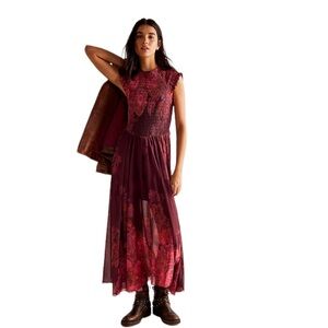 061-Free People Heaven Sent Maxi Dress
Floral